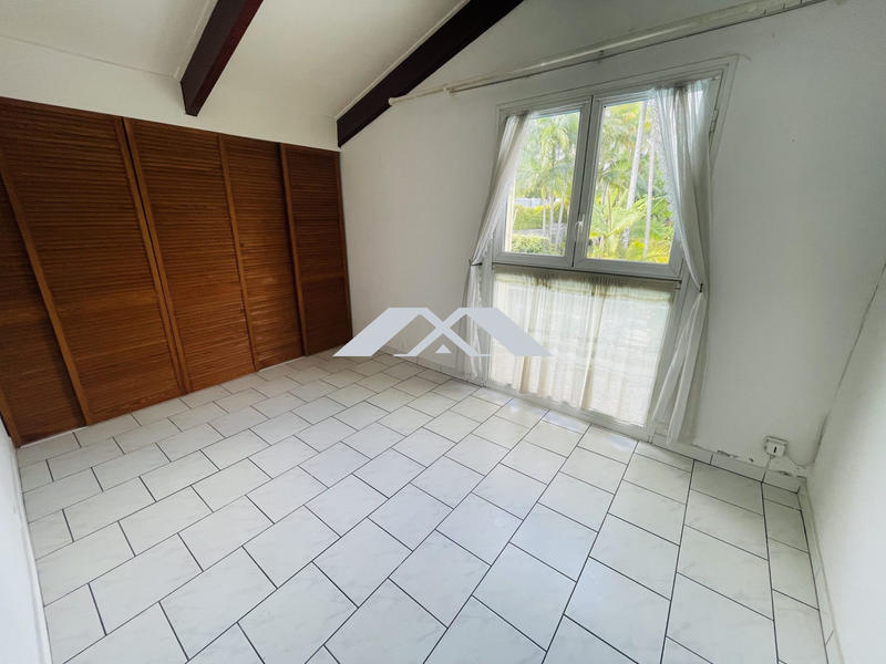 Villa - 254 m² - 7 pièces