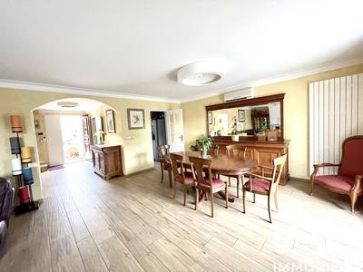 Maison - 129 m² - 6 pièces