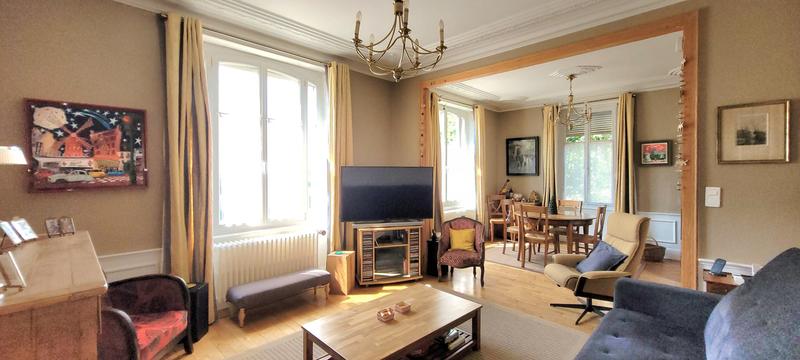 Maison - 160 m² - 8 pièces