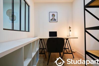 Chambre - 10 m² - 1 pièce