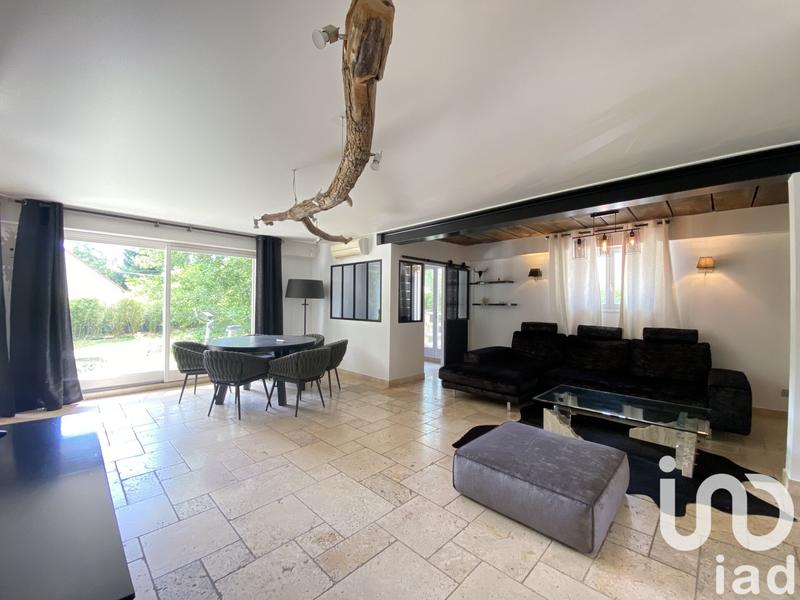 Maison - 223 m² - 6 pièces