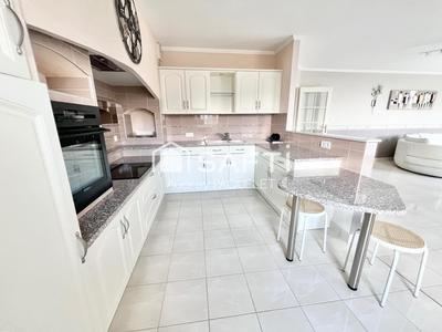 Appartement - 92 m² - 4 pièces