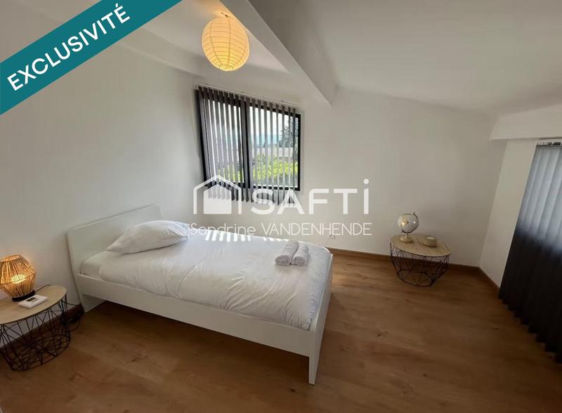Villa - 232 m² - 10 pièces