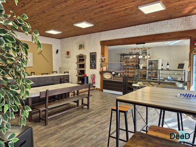 Local commercial - 200 m²