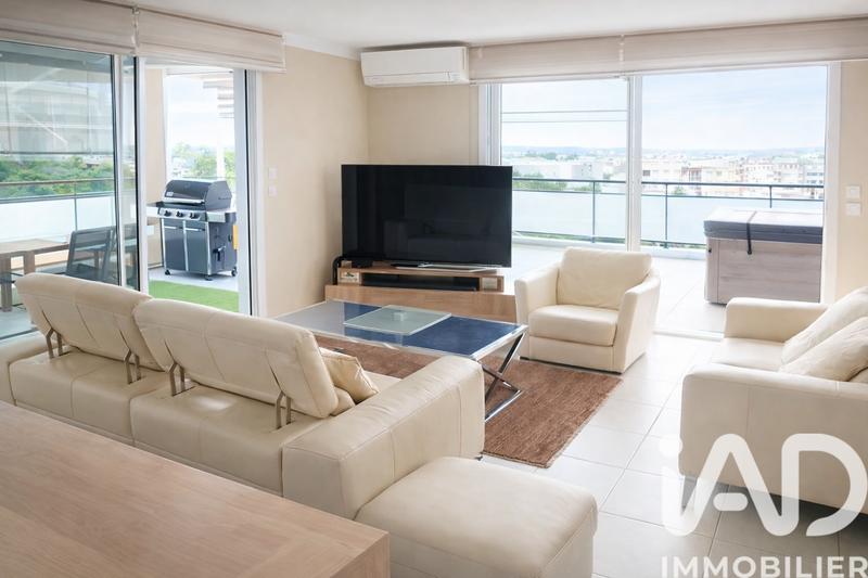 Appartement - 120 m² - 5 pièces