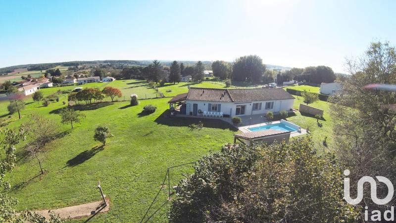 Maison - 93 m² - 4 pièces