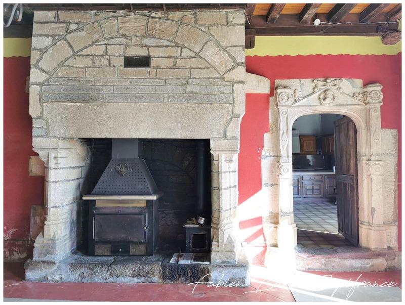 Maison - 260 m² - 7 pièces