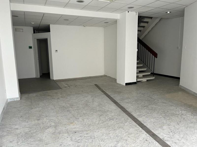 Local commercial - 176 m²