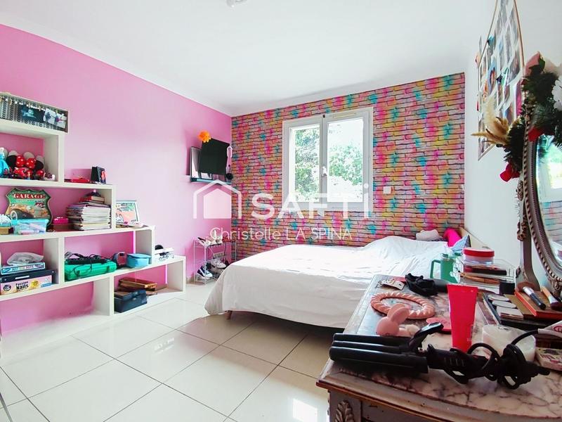 Maison - 170 m² - 6 pièces