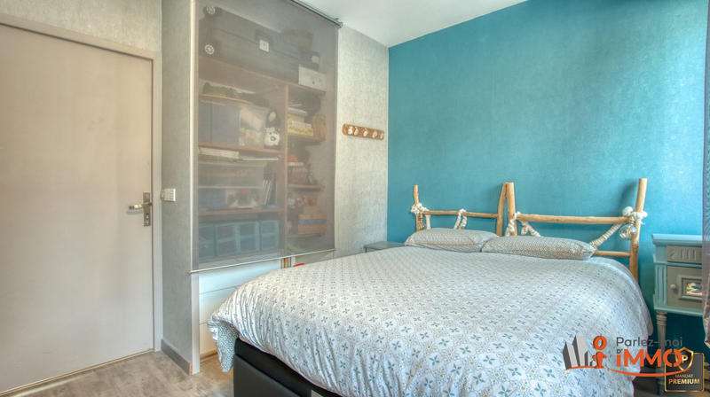 Appartement - 100 m² - 5 pièces