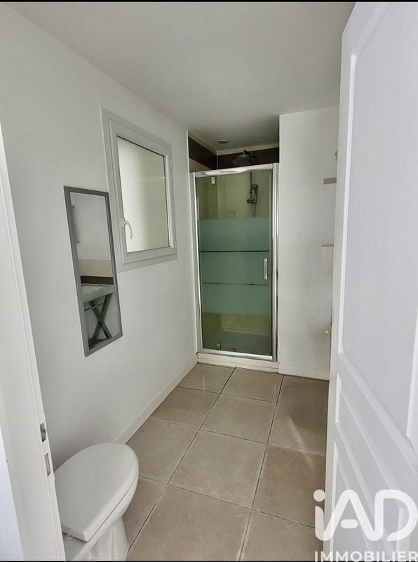 Maison - 172 m² - 9 pièces