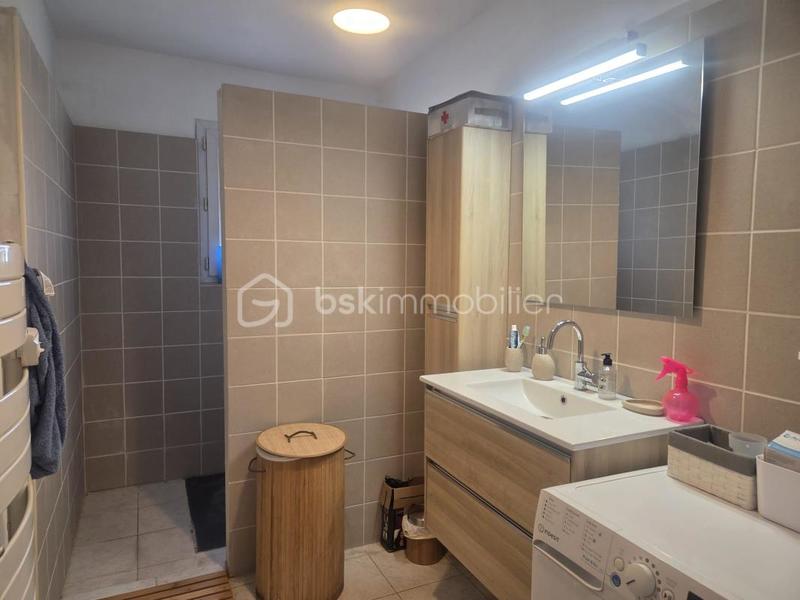 Maison - 99 m² - 4 pièces