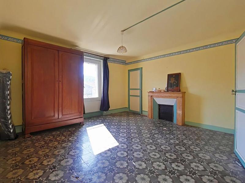 Maison - 180 m² - 7 pièces