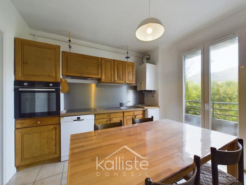 Appartement - 67 m² - 3 pièces