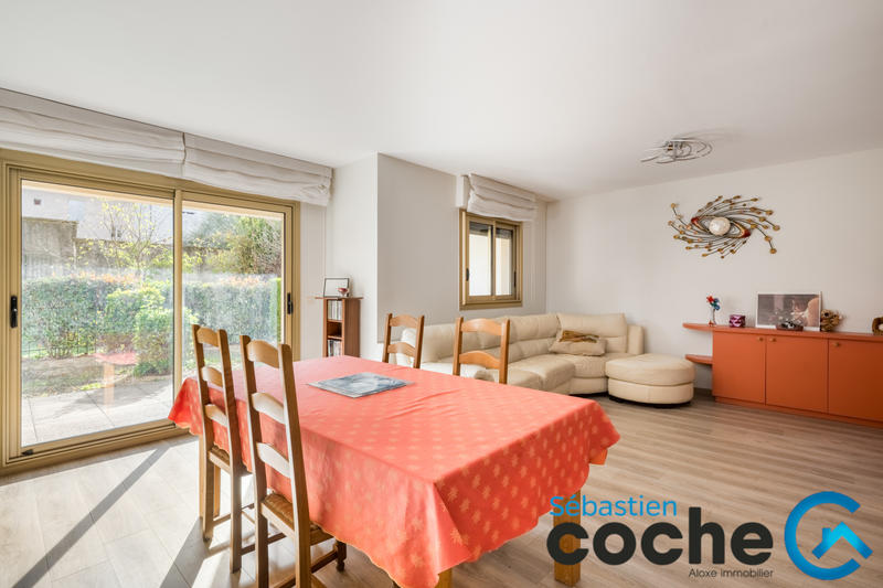 Appartement - 111 m² - 4 pièces