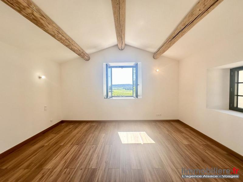 Mas - 300 m² - 9 pièces