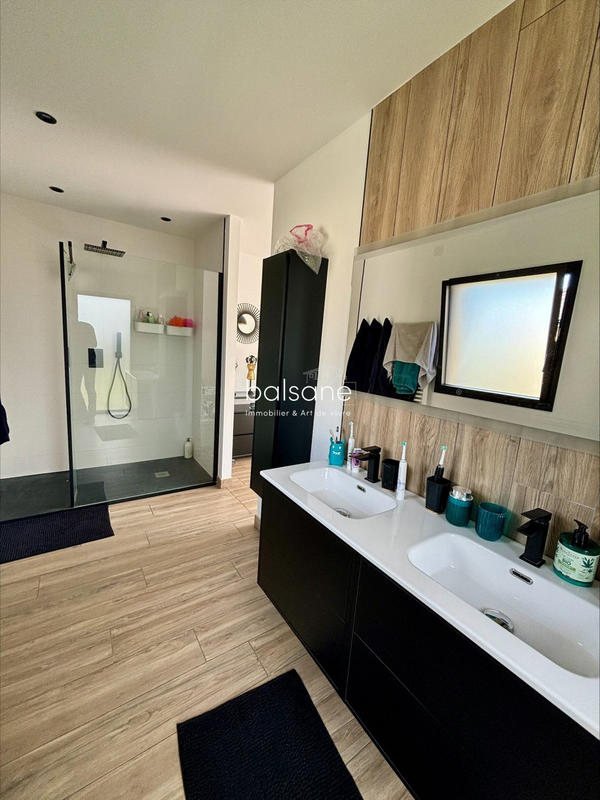 Maison contemporaine - 180 m² - 5 pièces