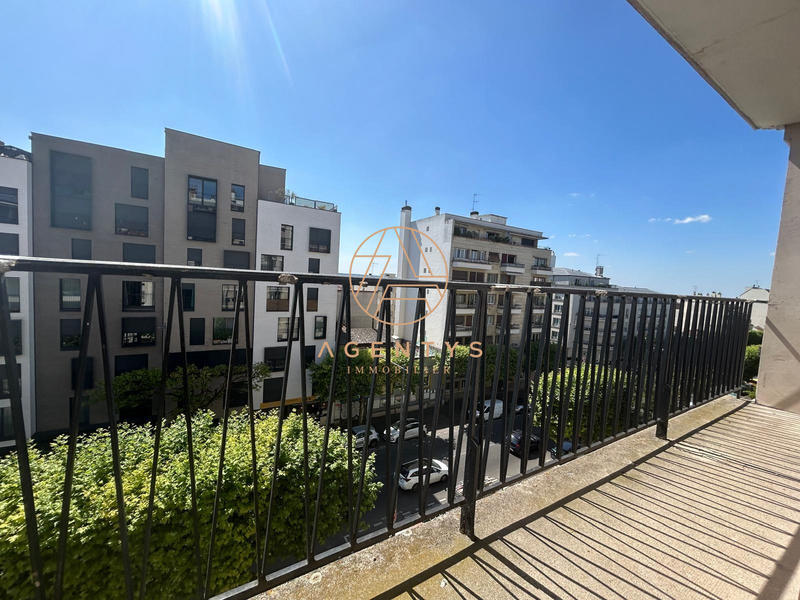 Appartement - 83 m² - 4 pièces