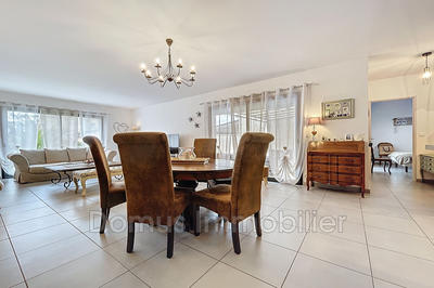 Villa - 93 m² - 4 pièces