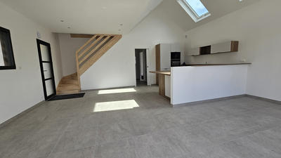 Maison - 103 m² - 3 pièces