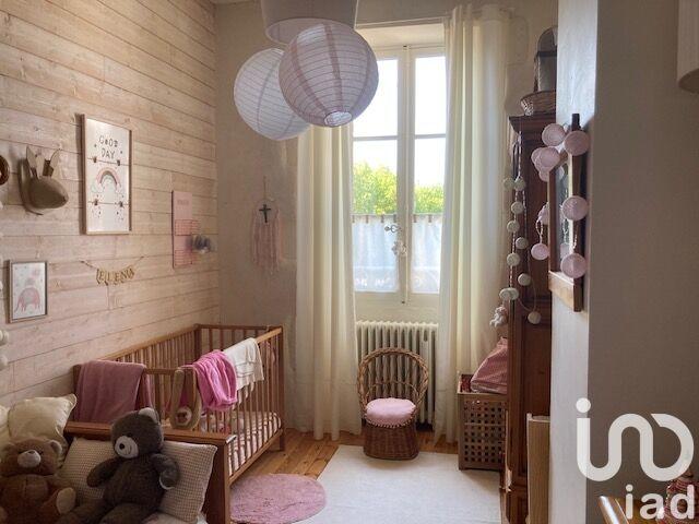 Maison - 170 m² - 10 pièces