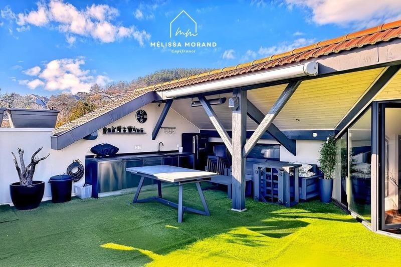 Loft - 285 m² - 5 pièces