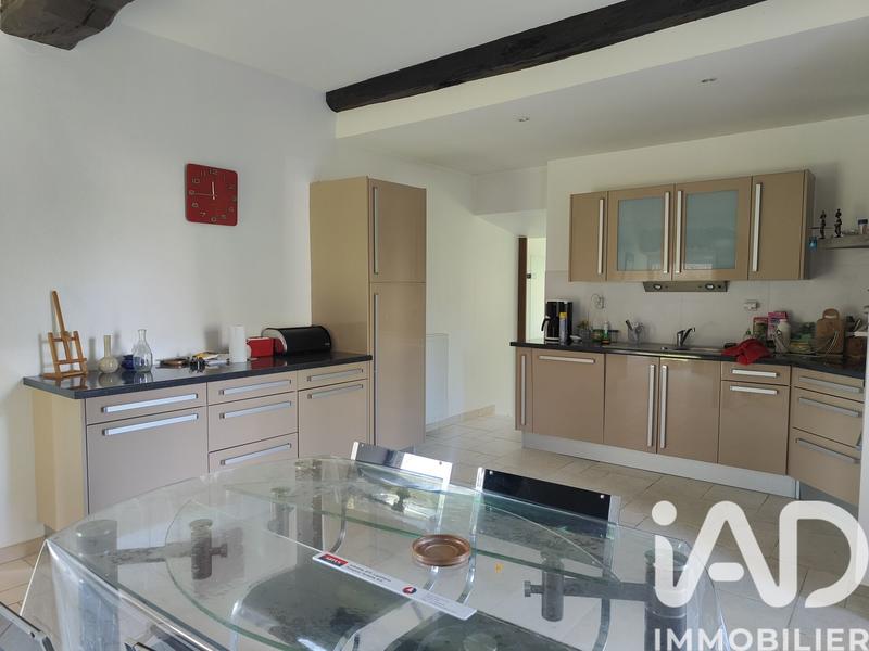 Maison - 180 m² - 7 pièces