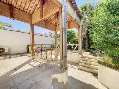 Maison - 178 m² - 6 pièces