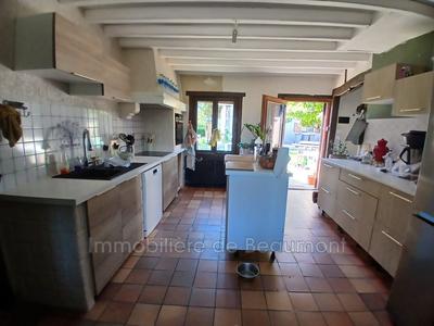 Maison - 218 m² - 8 pièces