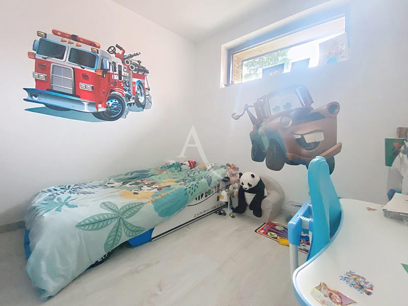 Maison - 194 m² - 6 pièces