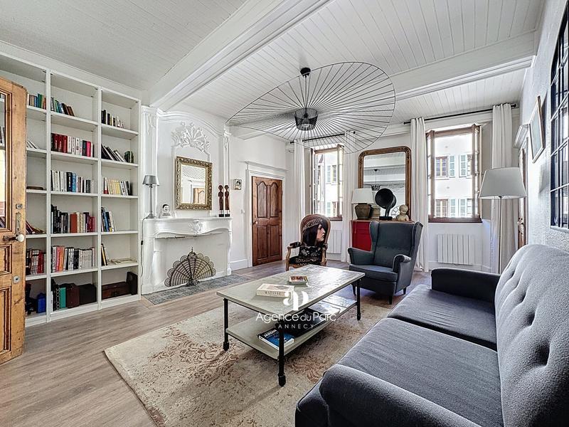 Appartement - 107 m² - 3 pièces