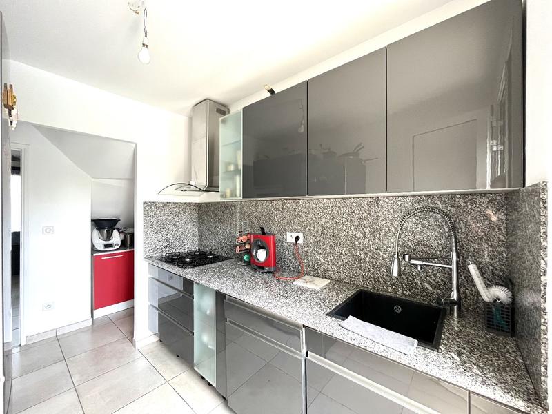 Maison - 85 m² - 5 pièces