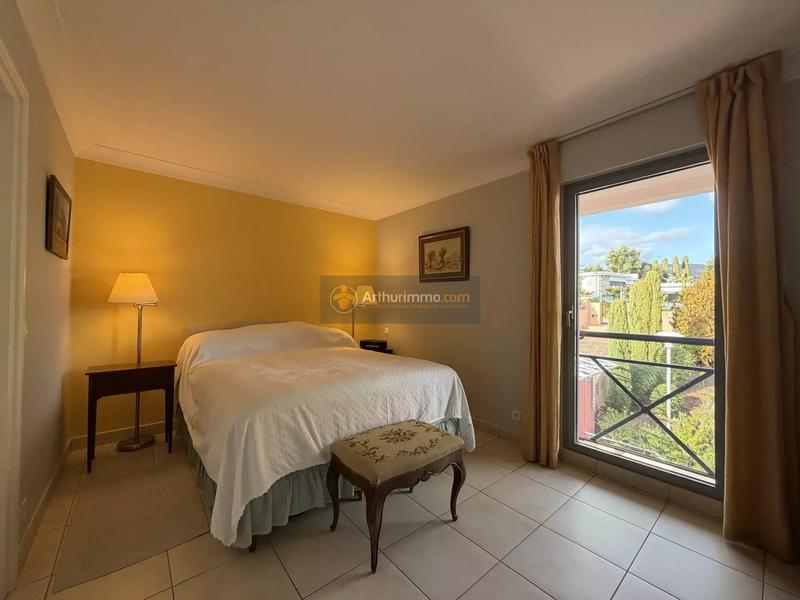 Appartement - 107 m² - 4 pièces