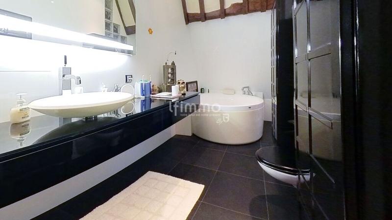 Maison de campagne - 400 m² - 10 pièces