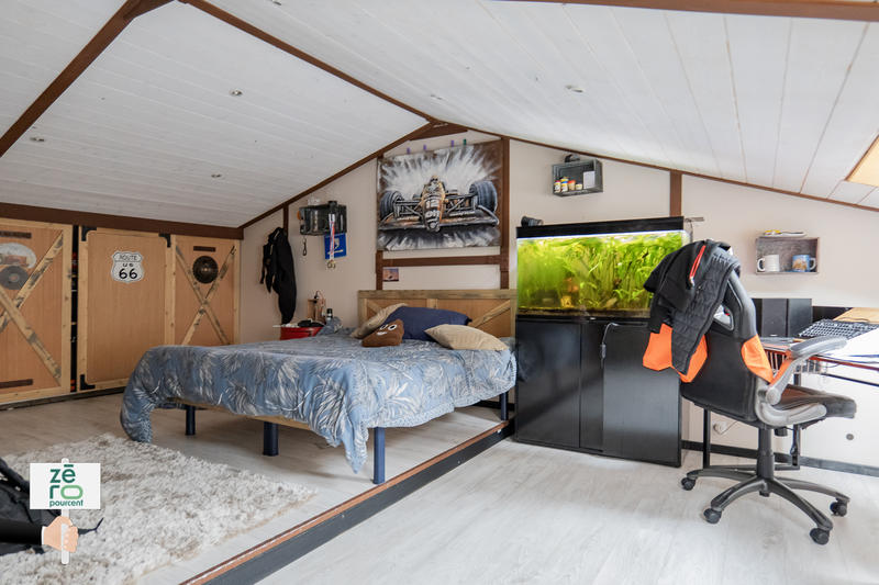 Maison - 194 m² - 7 pièces