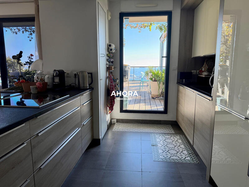 Appartement - 145 m² - 4 pièces