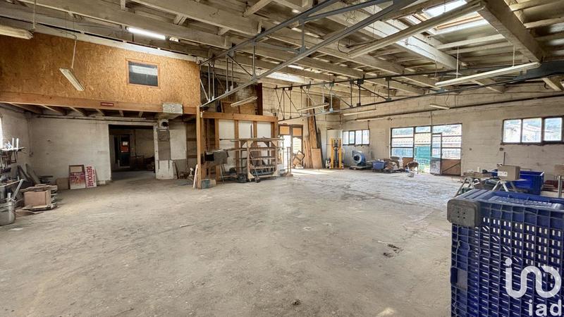 Local commercial - 325 m²