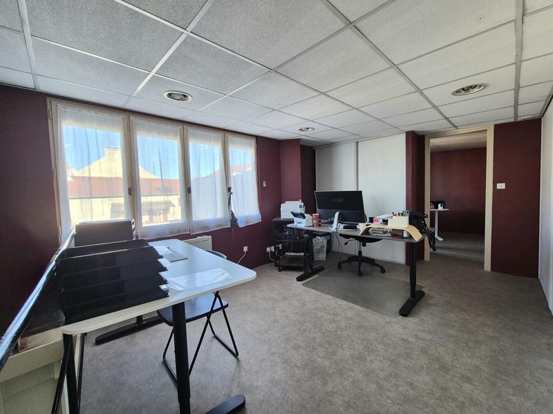 Local commercial - 287 m²