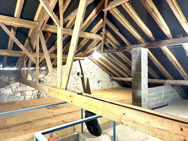 Maison - 218 m² - 6 pièces