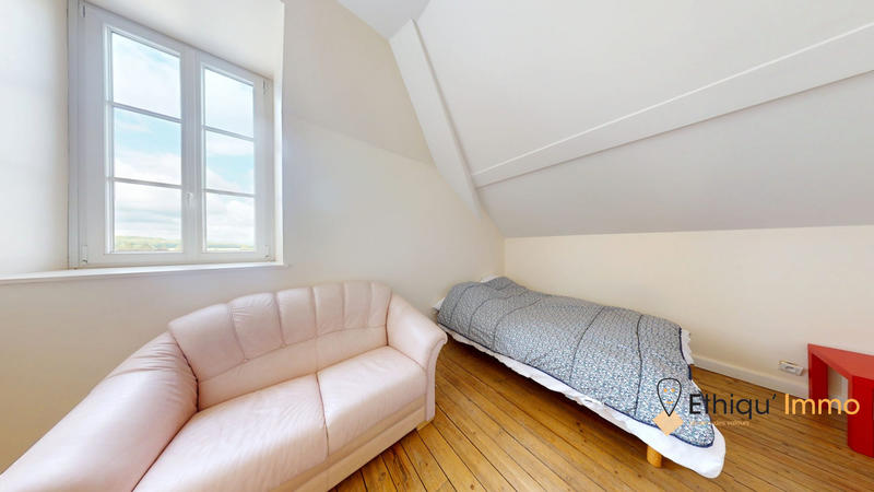 Maison - 424 m² - 10 pièces