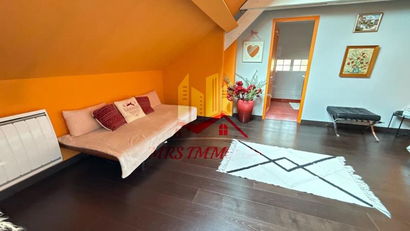 Propriété - 389 m² - 8 pièces