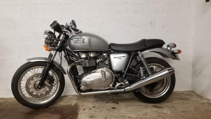 Triumph Thruxton 900 triumph gris 0900 540