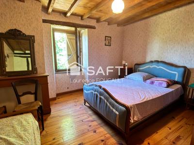 Maison - 93 m² - 4 pièces