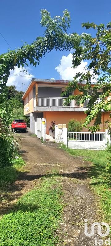 Maison - 250 m² - 9 pièces