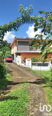 Maison - 250 m² - 9 pièces