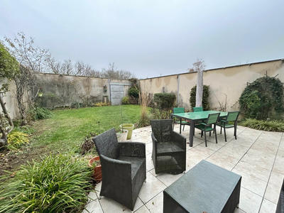 Maison - 315 m² - 6 pièces