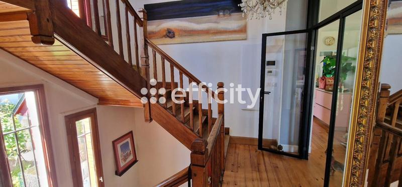 Appartement - 150 m² - 4 pièces