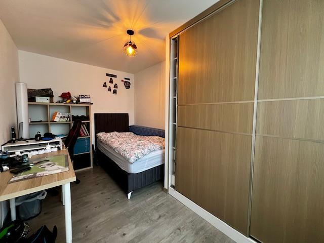 Maison - 94 m² - 5 pièces