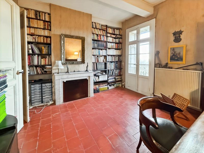 Maison - 204 m² - 10 pièces