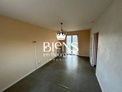 Maison - 85 m² - 5 pièces